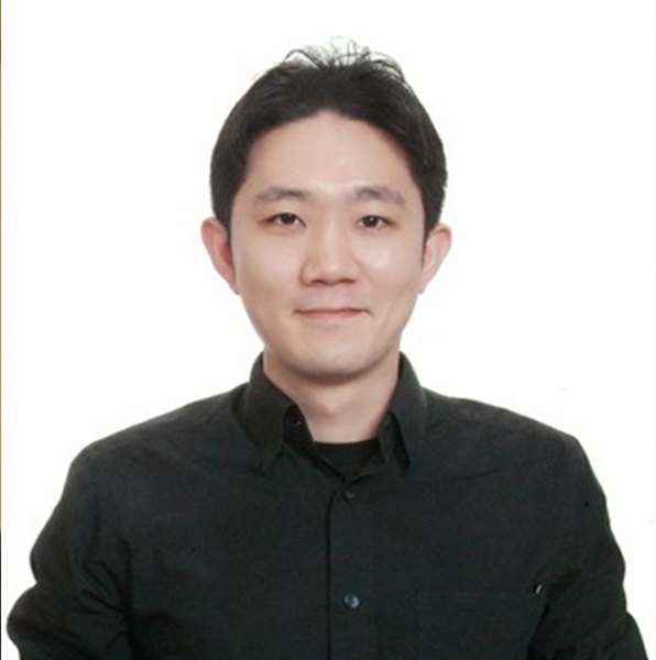Featured image for “Hasumi Toshiyuki 羽角俊之”
